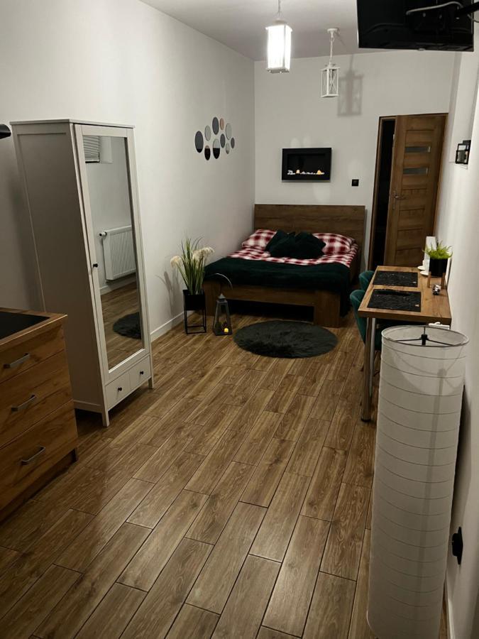 Hostel Suchedniow Екстер'єр фото